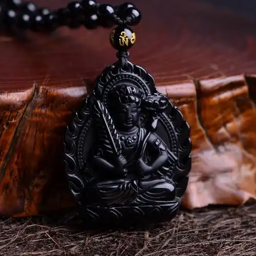 本命佛吊坠上雕了个貔貅(墙裂推荐!) 本命佛吊坠上雕了个貔貅(墙裂推荐!)