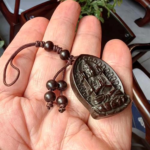 如何正确选择并佩戴本命佛符修