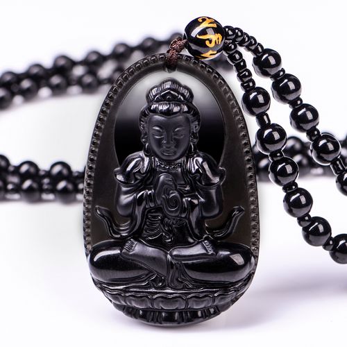 本命佛可不可以装着