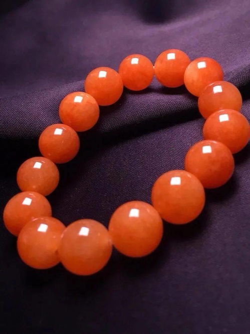 本命佛和本命佛金卡