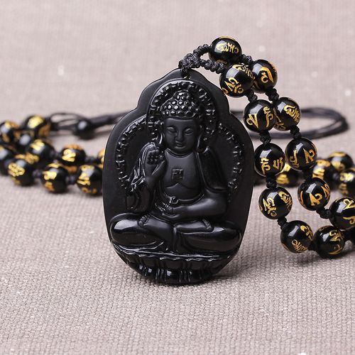 本命佛吊坠(本命佛吊坠放在家里什么位置好)