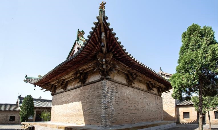 本命佛是戴着还是供在家里(本命佛戴着好还是放家里好)