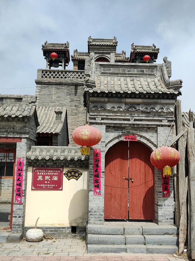 27岁女与什么属相配更好 27岁属鸡的人配属什么