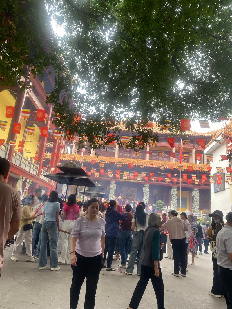 属狗人出生日命运一览表