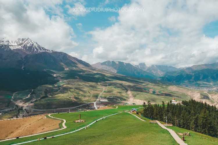 迈克尔杰克逊和中国明星合影 迈克尔杰克逊和中国明星合影