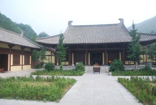 卧室无厕所门对门风水化解