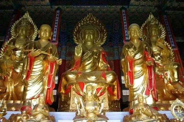 本命佛必须贴身佩戴吗(本命佛必须贴身佩戴吗女)