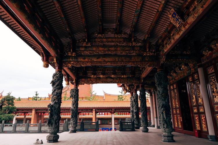 属龙人2023年全年运势及运程 1976年的龙45岁后的 属龙人2023年全年运势及运程 1976年的龙45岁后的