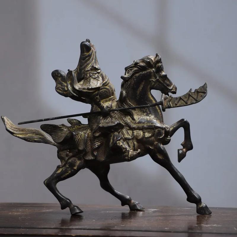 属蛇男生性格 属蛇男生性格优缺点