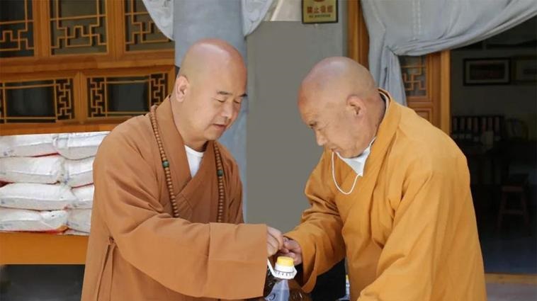 十二生肖本命佛图解（十二生肖本命佛像图片）