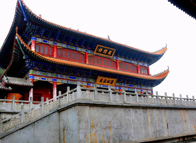 黄水晶本命佛佩戴注意什么(黄水晶佛珠适合修啥法门) 黄水晶本命佛佩戴注意什么(黄水晶佛珠适合修啥法门)