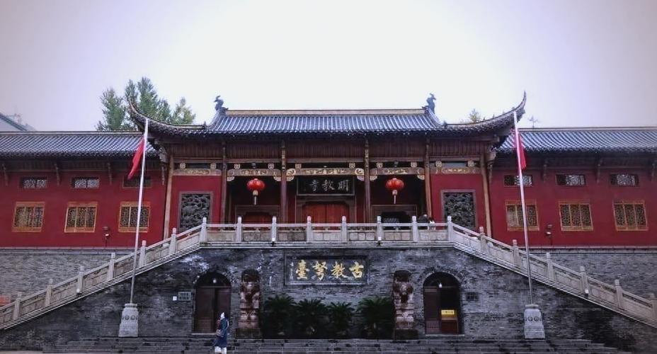 查询车牌号吉凶豫R160是否真的会影响我们的运势和生活呢让我们对癸卯这一年份的命理有更多的思考和理解