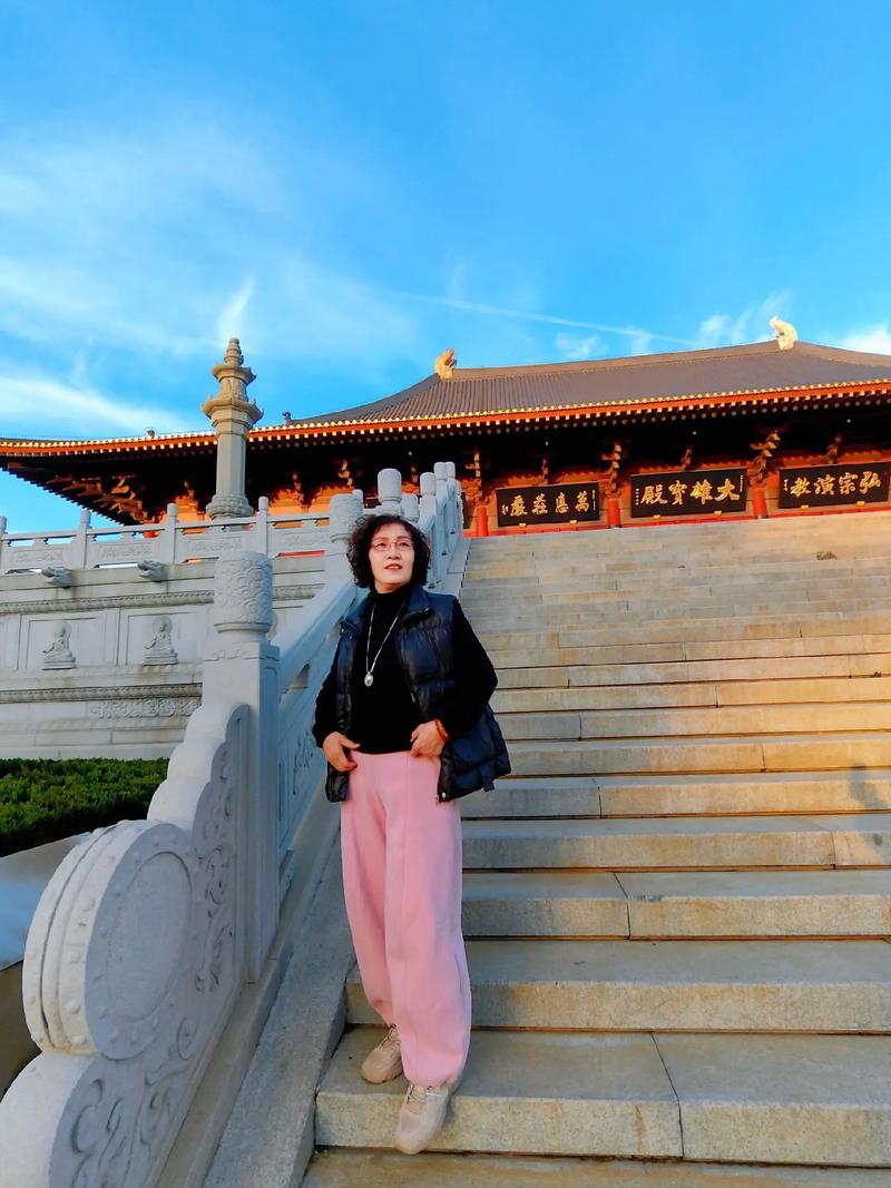 本命佛可以佩戴睡觉吗会对社交恐惧产生影响吗(本命佛可以佩戴睡觉吗对生肖马的社交恐惧有影响吗)