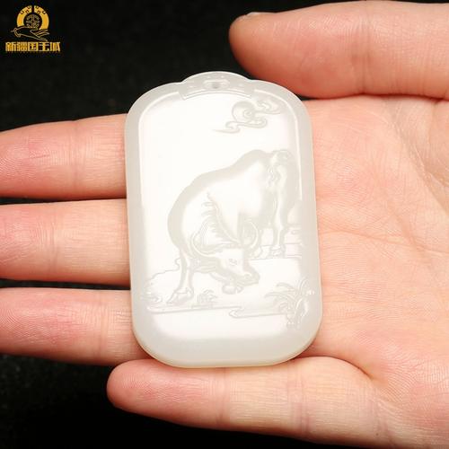 属牛的本命年戴本命佛