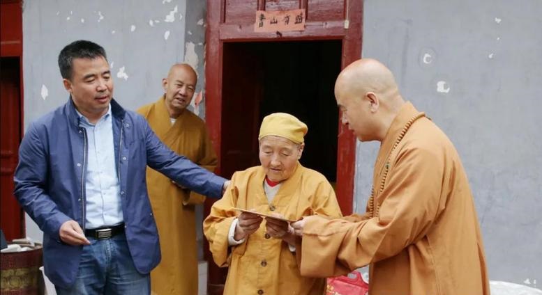 方慧父母爱情 方慧父母爱情剧照